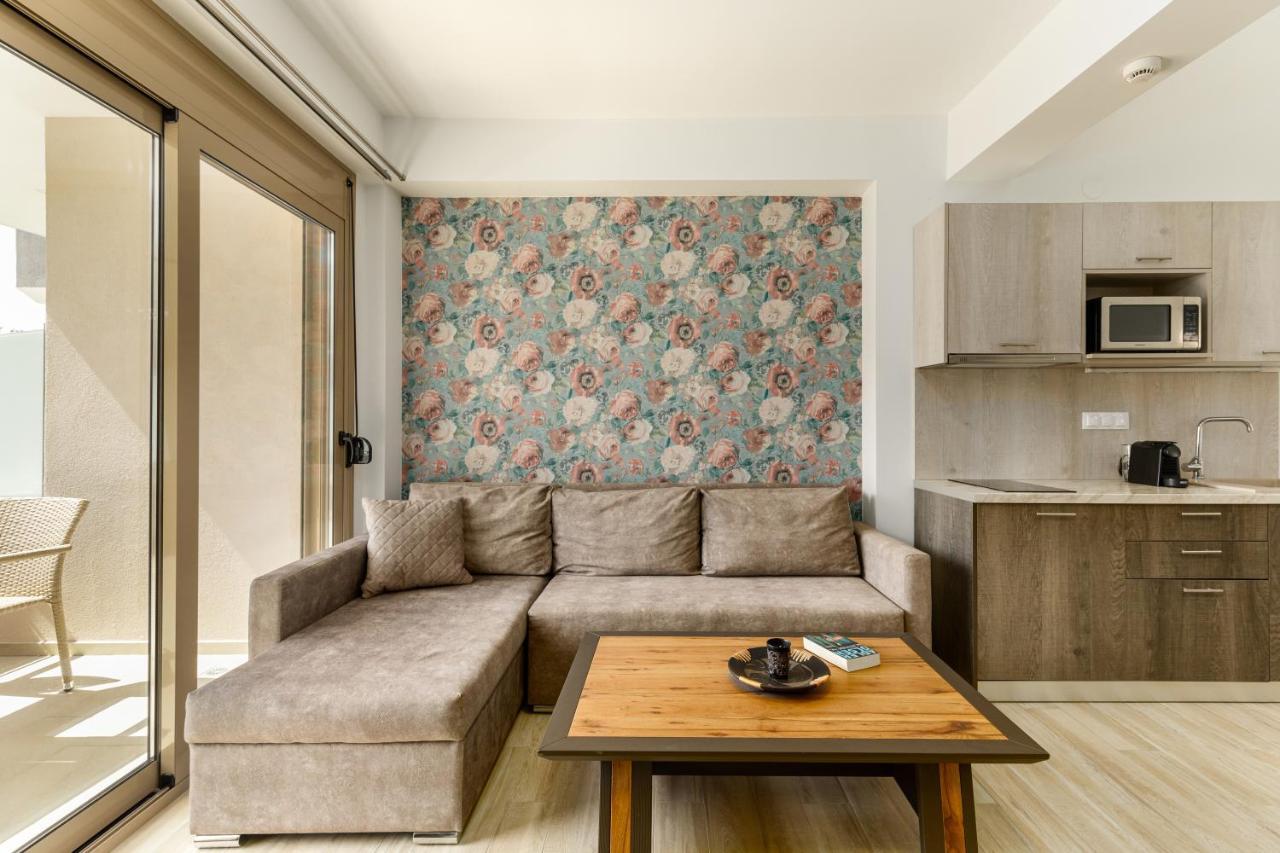 Aria Garden Suites Nikiti  Eksteriør billede