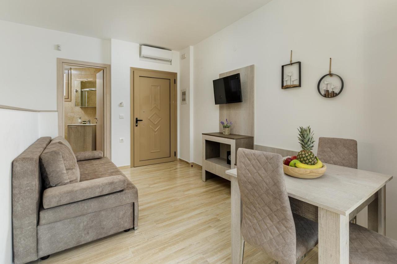 Aria Garden Suites Nikiti  Eksteriør billede
