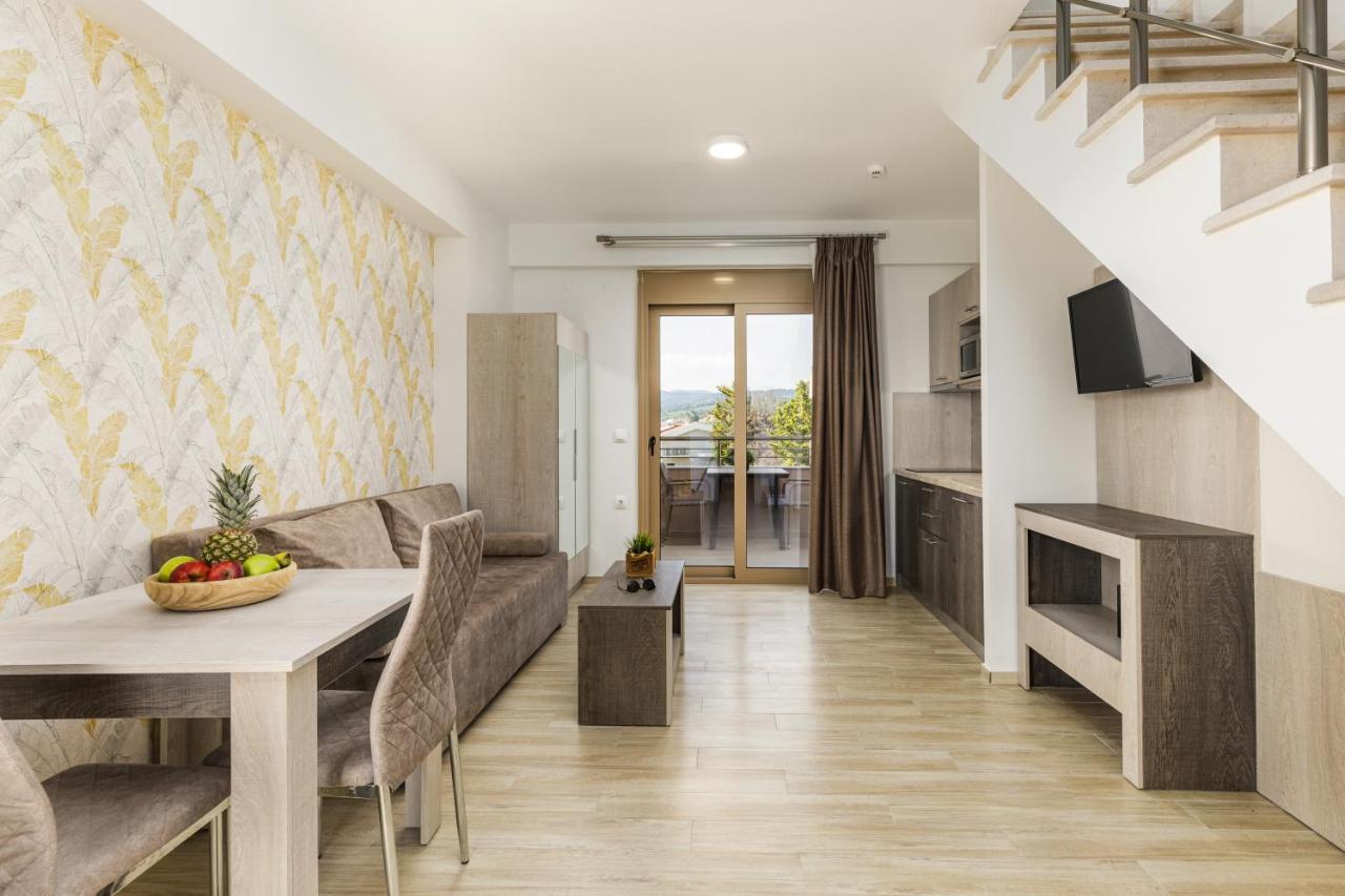 Aria Garden Suites Nikiti  Eksteriør billede