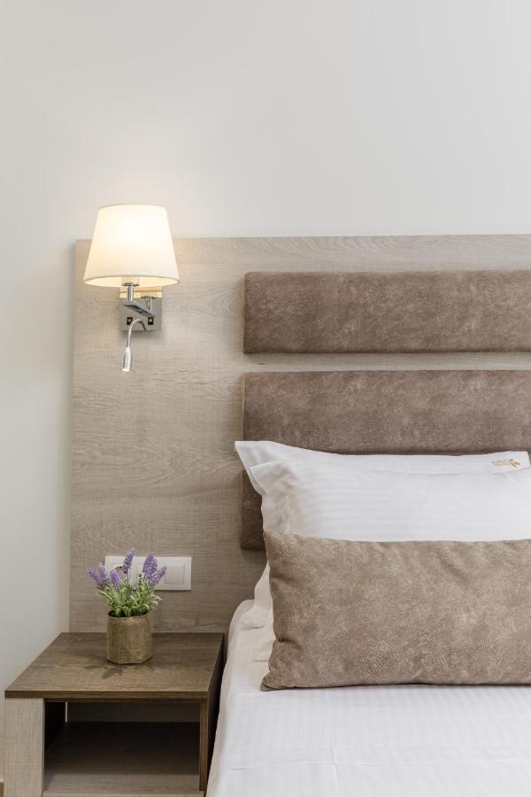Aria Garden Suites Nikiti  Eksteriør billede